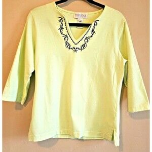 Tehama Ladies casual embroidered trim, sz M, southwestern, resort wear